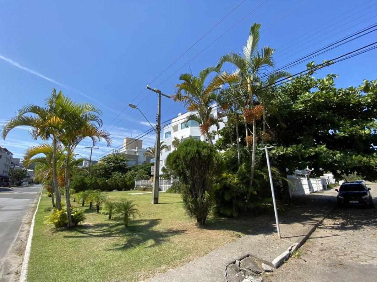 1 Dormitorio A 1 Quadra Da Praia De Jurere Florianopolis Exterior photo